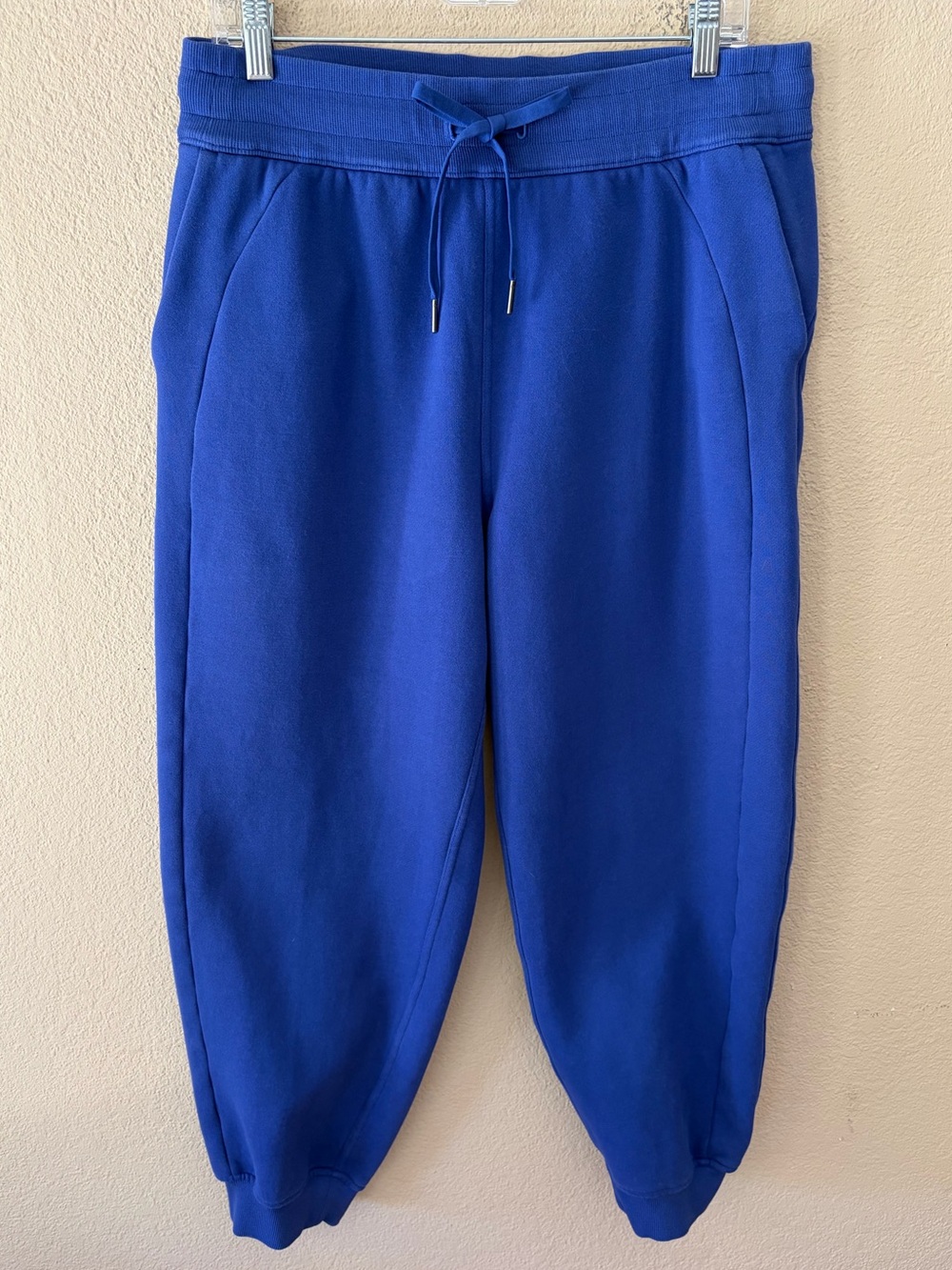 Lululemon Women’s Scuba High-Rise Relaxed Jogger 10 - Picture 2 of 10